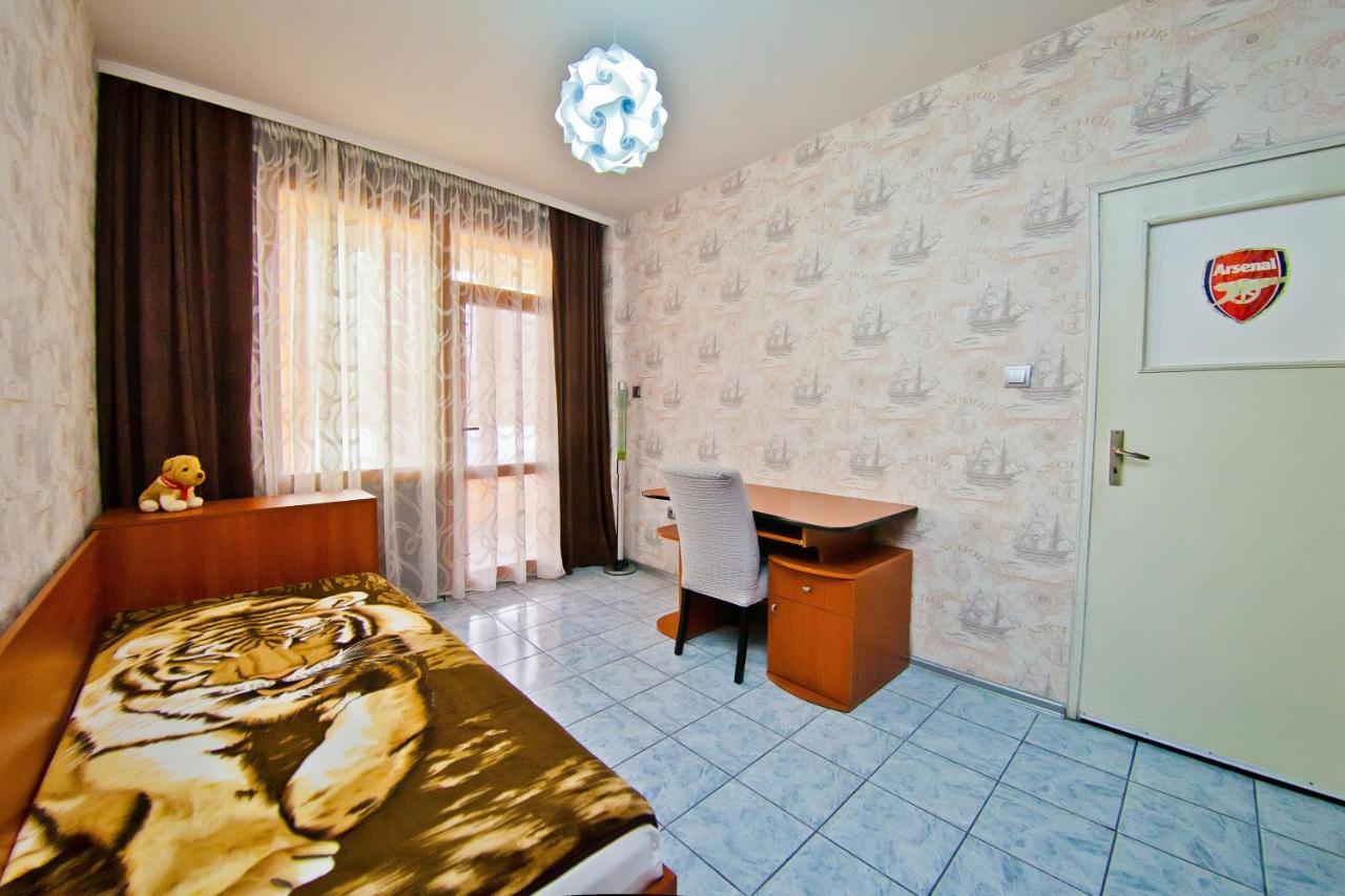 Perla 2-Bdrm In The Heart Of The City Varna Ngoại thất bức ảnh